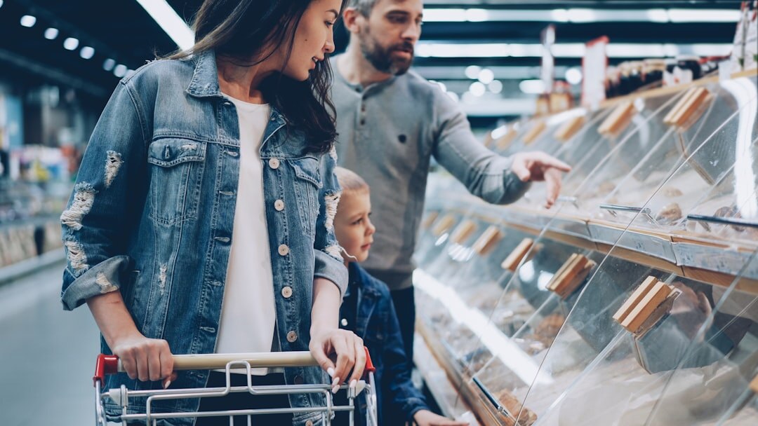 celebrity shopping in supermarket
